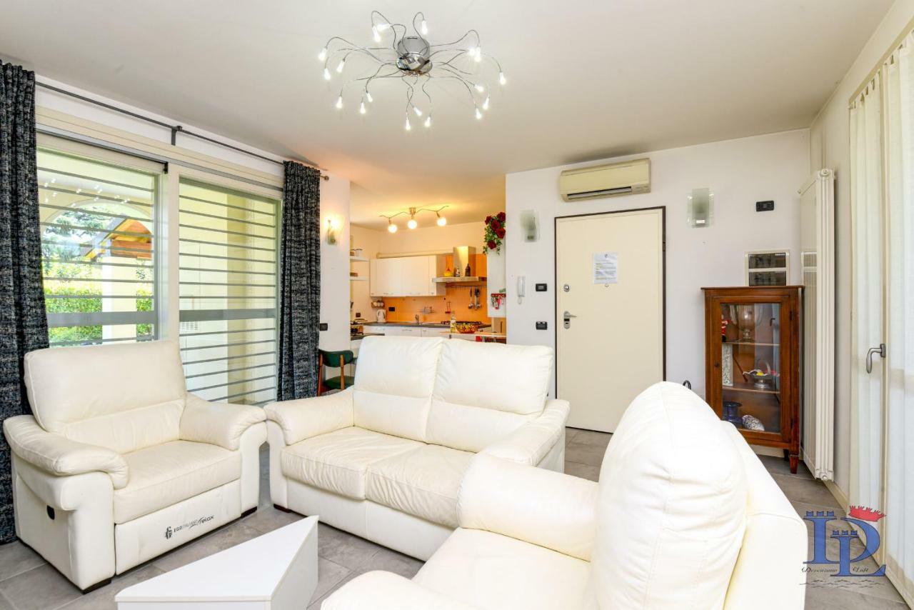 Desenzanoloft Official Partner Marriott Homes & Villas - Bea House, Sirmione With Private Garden And Share Pool Экстерьер фото